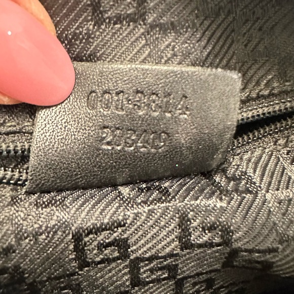 Gucci Vintage Leather Zip Hobo - Picture 9 of 9